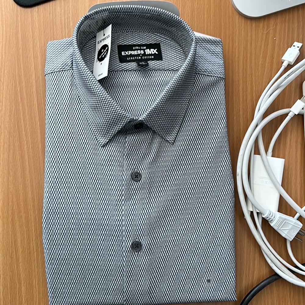 Express extra slim stretch cotton shirt size medium 15-15-1/2